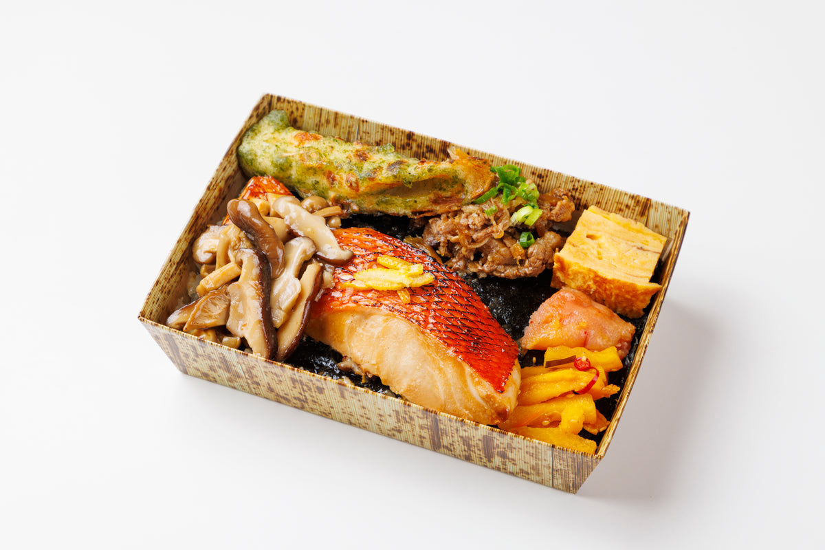 元祖 金目鯛の漬け焼き海苔弁当(上)