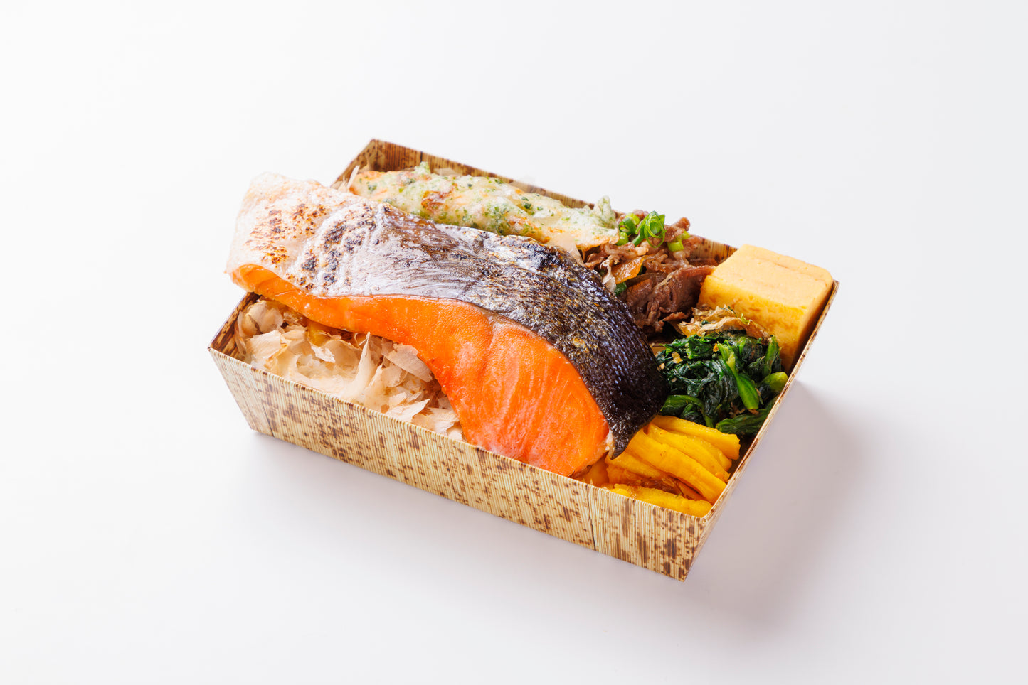 浅草 銀鮭本枯れぶし弁当(上)