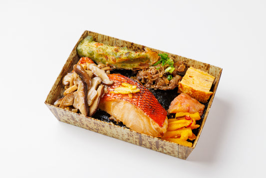 元祖　金目鯛の漬け焼き海苔弁当（上）