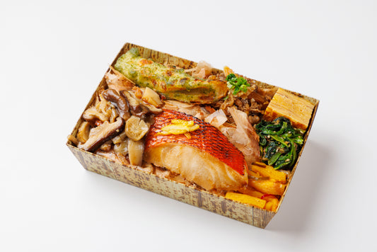 元祖　金目鯛の漬け焼き本枯れぶし弁当（上）