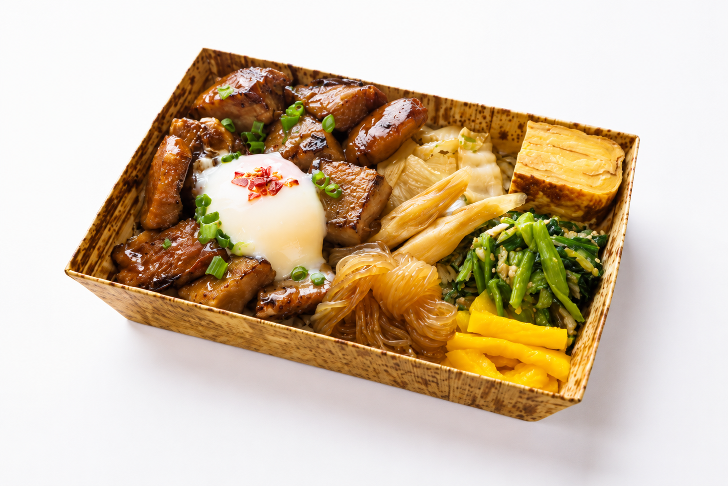 浅草　玄　霜降り国産牛の厚切り特上すき焼き重